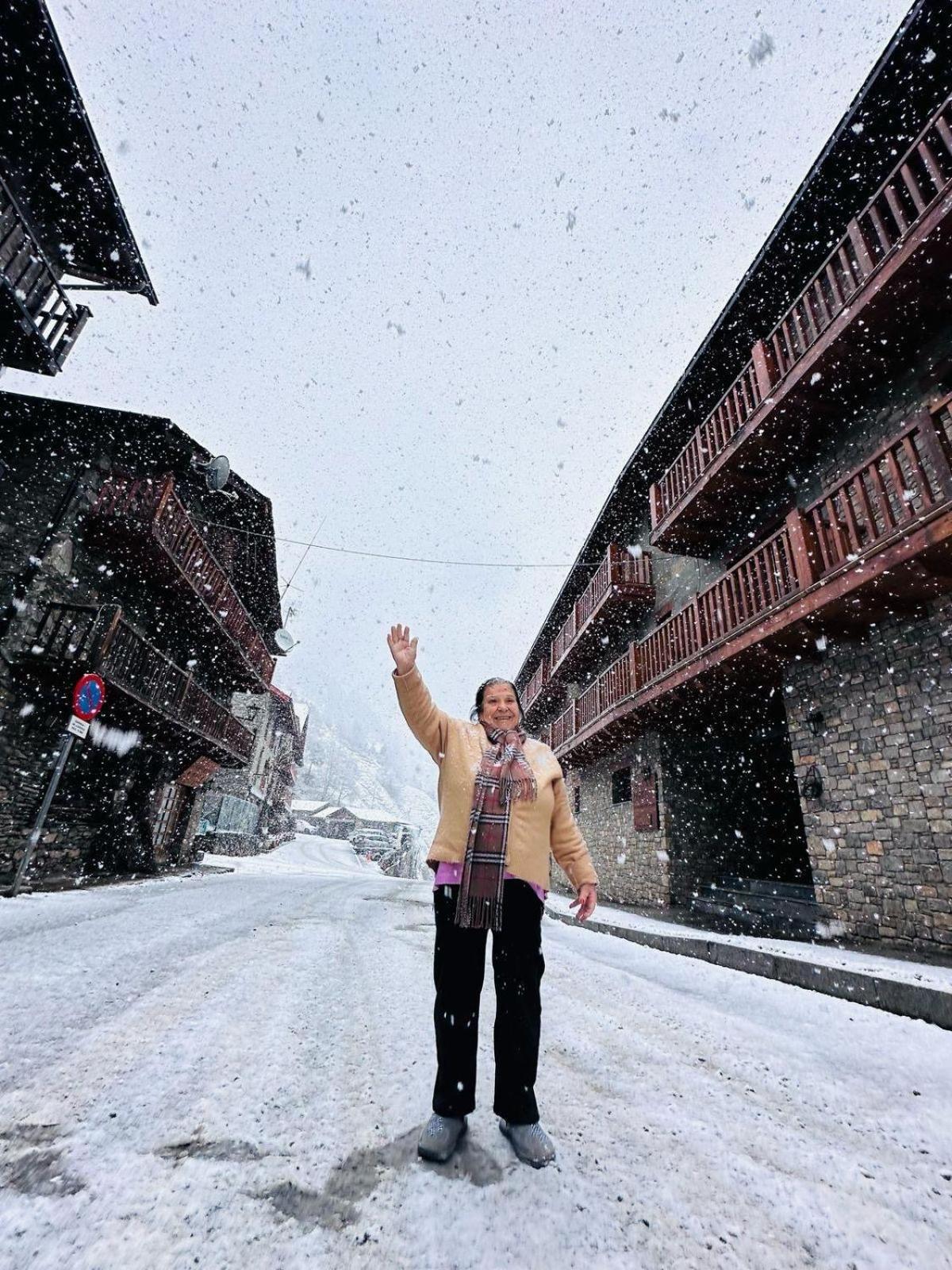 Hotel Valls Valira Os de Civís Kültér fotó